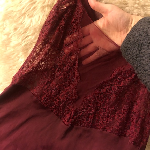 Oysho Burgundy Lace Nightie - Picture 4 of 4